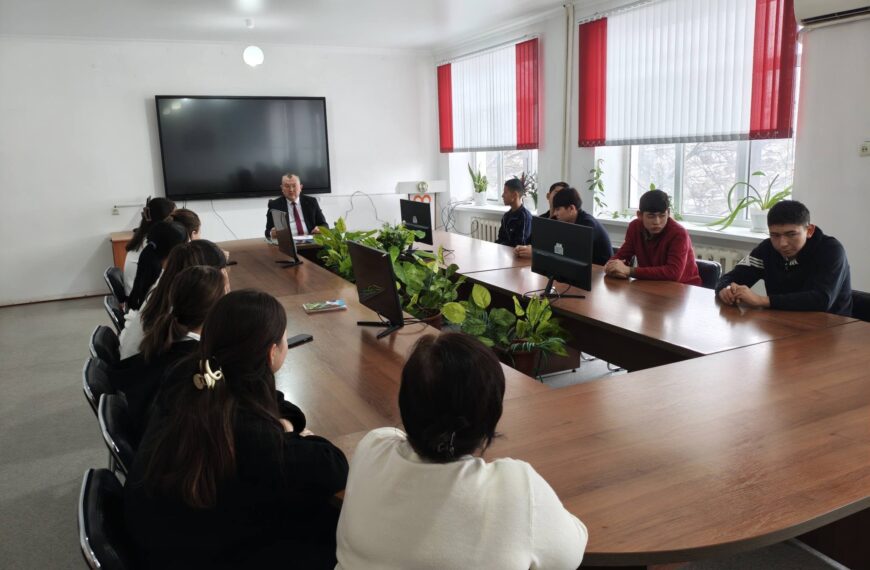 №18 колледж директоры Ж.Ақтөре колледждің белсенді студенттерімен кездесіп, «Конституция және жастар: құқықтары,жауапкершілігі және&hellip;